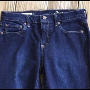 SOLD GAP Girlfriend Jeans EUC